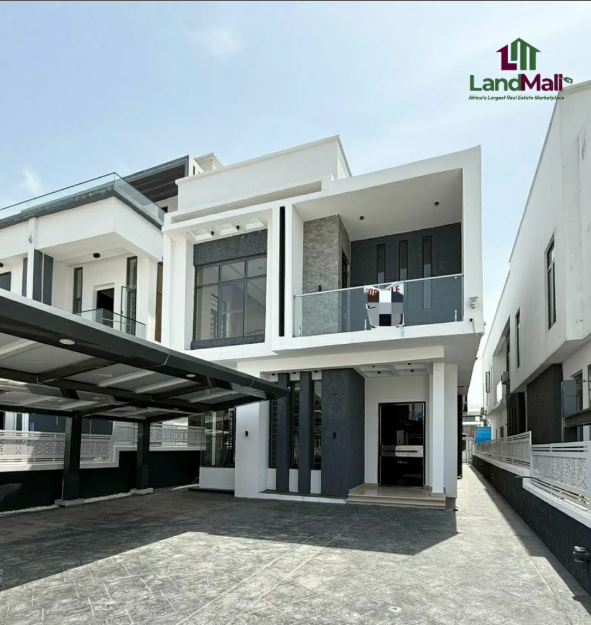 Indulge in Opulent Living: Brand New 5-Bedroom Detached Duplex with Pool in Lekki County Homes